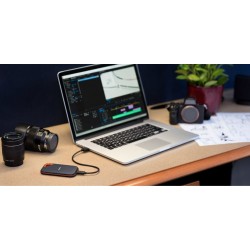 Зовнішній накопичувач SanDisk SSD 1.0TB Extreme Portable E81 (SDSSDE81-1T00-G25)